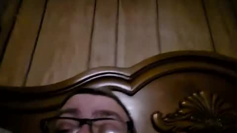 fishkeeper85 online show from March 29, 2026, 2:22 am