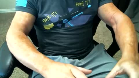 fitguy40 online show from April 30, 2026, 7:53 pm