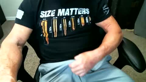 fitguy40 online show from June 4, 2026, 9:10 pm