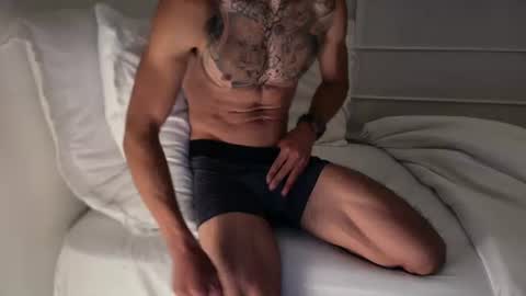 Snapshot of fitjacques chatting on June 24, 2026, 2:54 am fitjacques online show from June 24, 2026, 2:54 am