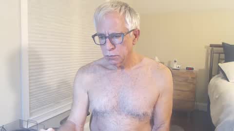 Snapshot of fitman999 chatting on January 15, 2025, 3:00 am Jon online show from January 15, 2025, 3:00 am