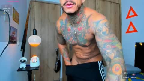 Snapshot of fitnolan chatting on October 6, 2025, 7:17 am Elias Valencia online show from October 6, 2025, 7:17 am