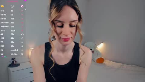 Kira online show from April 26, 2026, 2:53 am
