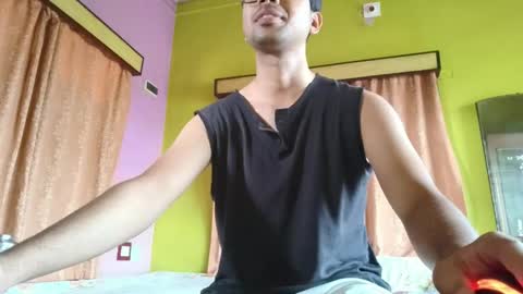 Snapshot of fizz_04_fun chatting on April 28, 2026, 5:01 am Ur BoyToy online show from April 28, 2026, 5:01 am