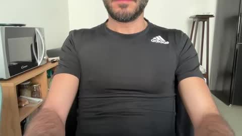 Fla is short for Flavio online show from November 6, 2025, 11:11 am