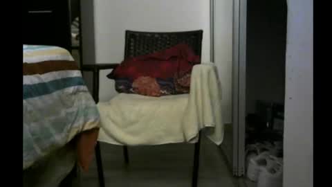 Snapshot of flakoguebu chatting on June 14, 2026, 1:47 am flakoguebu online show from June 14, 2026, 1:47 am