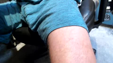 flattooot69 online show from July 17, 2026, 8:21 am