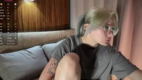 flekke_vihals online show from July 11, 2026, 9:38 pm