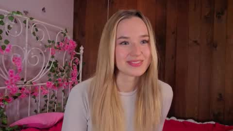 Amina online show from November 10, 2025, 1:32 pm