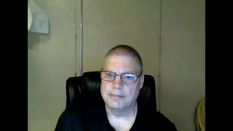 Snapshot of fletch32 chatting on May 4, 2026, 10:50 pm jd online show from May 4, 2026, 10:50 pm