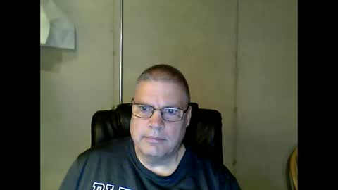 Snapshot of fletch32 chatting on May 10, 2026, 3:06 pm jd online show from May 10, 2026, 3:06 pm