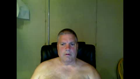 Snapshot of fletch32 chatting on May 20, 2026, 2:07 am jd online show from May 20, 2026, 2:07 am