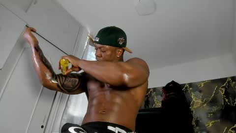 Flex Taylor  online show from April 27, 2026, 4:38 pm