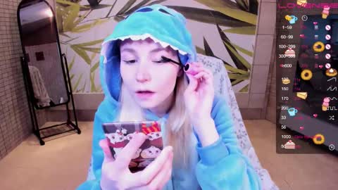 Snapshot of fleximona chatting on January 18, 2026, 10:08 am FlexiMona online show from January 18, 2026, 10:08 am