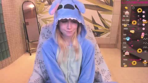 Snapshot of fleximona chatting on February 22, 2026, 9:24 pm FlexiMona online show from February 22, 2026, 9:24 pm