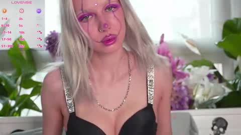 Snapshot of flexylover_ chatting on October 26, 2025, 9:48 am Im nude naked fuck lovense online show from October 26, 2025, 9:48 am