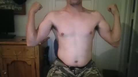 flfunguy1985 online show from November 3, 2025, 10:27 am