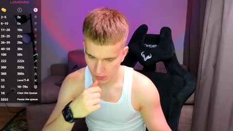 flikyy online show from April 28, 2026, 3:39 pm