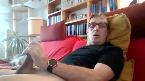 Ralf online show from October 31, 2025, 7:31 am