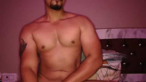 flirtsxxx online show from November 20, 2025, 8:03 am