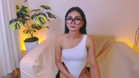 Snapshot of flirtymarga chatting on May 24, 2026, 4:45 pm Marga online show from May 24, 2026, 4:45 pm
