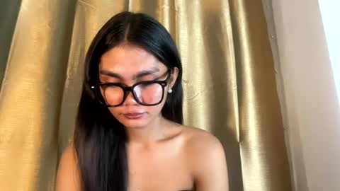 Snapshot of flirtymarga chatting on July 19, 2026, 5:11 am Marga online show from July 19, 2026, 5:11 am