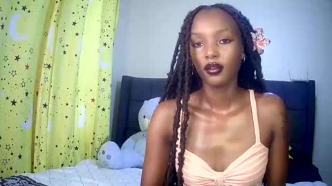 Snapshot of flirtyy_sheery chatting on October 12, 2025, 12:26 pm sheery online show from October 12, 2025, 12:26 pm