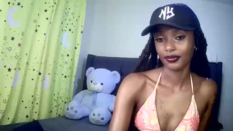 Snapshot of flirtyy_sheery chatting on October 31, 2025, 11:44 am sheery online show from October 31, 2025, 11:44 am