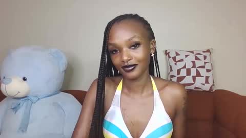 Snapshot of flirtyy_sheery chatting on December 15, 2025, 3:05 pm sheery online show from December 15, 2025, 3:05 pm