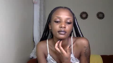 Snapshot of flirtyy_sheery chatting on March 11, 2026, 11:00 pm sheery online show from March 11, 2026, 11:00 pm