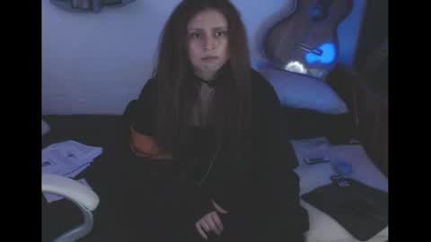 flor3citarockera online show from April 29, 2026, 6:03 pm