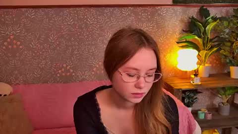 Snapshot of floralarsson chatting on July 7, 2026, 10:19 am hey there guys im Flora no not the one from WInx. But I love magical stuff and especially I love nature. I dont know I thin online show from July 7, 2026, 10:19 am
