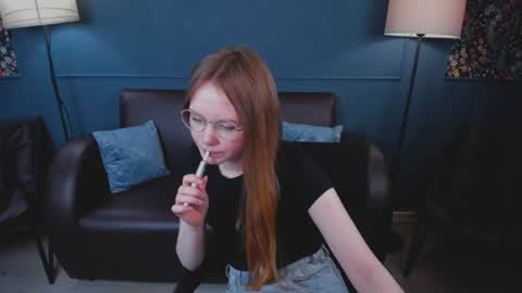 Snapshot of floralarsson chatting on July 14, 2026, 10:21 am hey there guys im Flora no not the one from WInx. But I love magical stuff and especially I love nature. I dont know I thin online show from July 14, 2026, 10:21 am