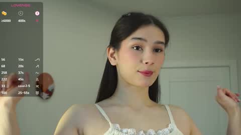 Snapshot of floralmuse chatting on September 21, 2025, 11:23 am Viola online show from September 21, 2025, 11:23 am