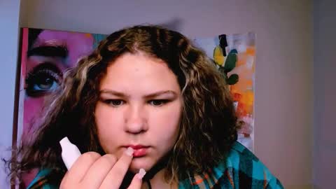 Snapshot of florenceanderson_ chatting on September 15, 2025, 9:09 am florenceanderson_ online show from September 15, 2025, 9:09 am