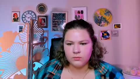 Snapshot of florenceanderson_ chatting on September 25, 2025, 7:12 am florenceanderson_ online show from September 25, 2025, 7:12 am