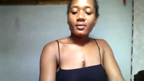 Snapshot of florencia011 chatting on February 14, 2025, 1:02 am florencia011 online show from February 14, 2025, 1:02 am