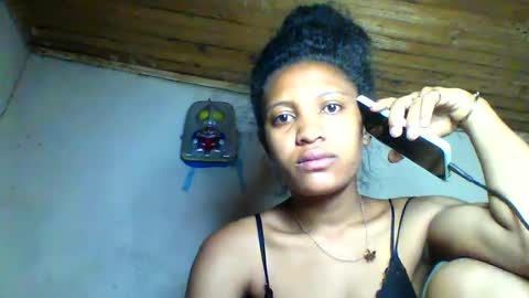 Snapshot of florencia011 chatting on October 21, 2025, 6:14 am florencia011 online show from October 21, 2025, 6:14 am