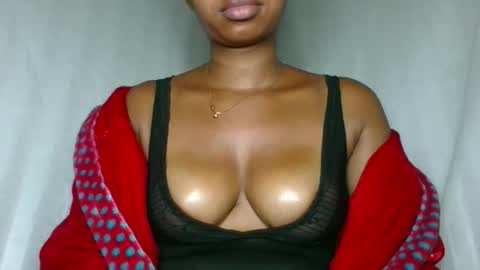 florencia011 online show from December 20, 2025, 9:55 pm