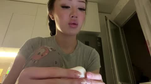 Snapshot of florinebolevice chatting on June 2, 2026, 7:05 pm Lucy online show from June 2, 2026, 7:05 pm