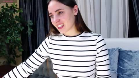 Flouvet online show from November 9, 2025, 10:35 am