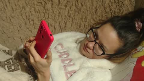 Snapshot of flowercandydoll chatting on January 17, 2025, 7:05 pm say meow and send tip online show from January 17, 2025, 7:05 pm