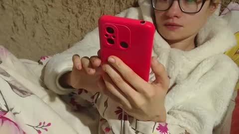 Snapshot of flowercandydoll chatting on February 13, 2025, 5:26 am say meow and send tip online show from February 13, 2025, 5:26 am