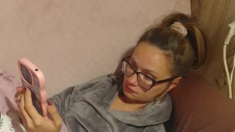 Snapshot of flowercandydoll chatting on September 29, 2025, 11:15 am say meow and send tip online show from September 29, 2025, 11:15 am