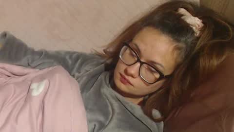 Snapshot of flowercandydoll chatting on November 16, 2025, 1:11 am say meow and send tip online show from November 16, 2025, 1:11 am