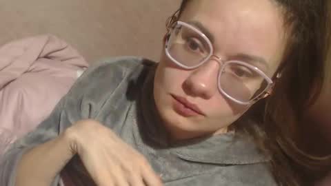 say meow and send tip  online show from March 12, 2026, 10:38 pm