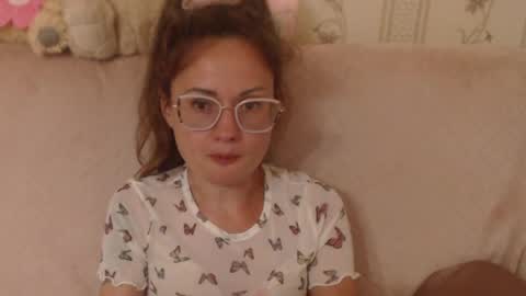 say meow and send tip  online show from June 5, 2026, 5:40 pm