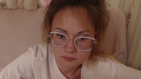 say meow  and  send tip  online show from June 19, 2026, 2:54 pm