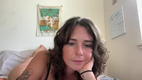 Snapshot of flowergirl448844 chatting on May 31, 2026, 1:25 am Flowergirl online show from May 31, 2026, 1:25 am