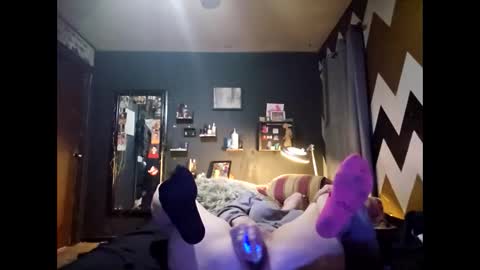 flowerkiera online show from December 28, 2024, 11:41 am